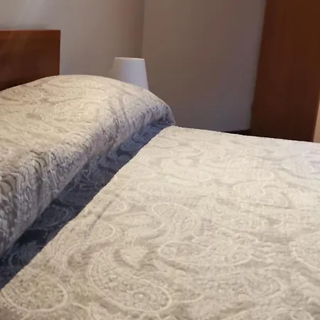 Matija Apartman *